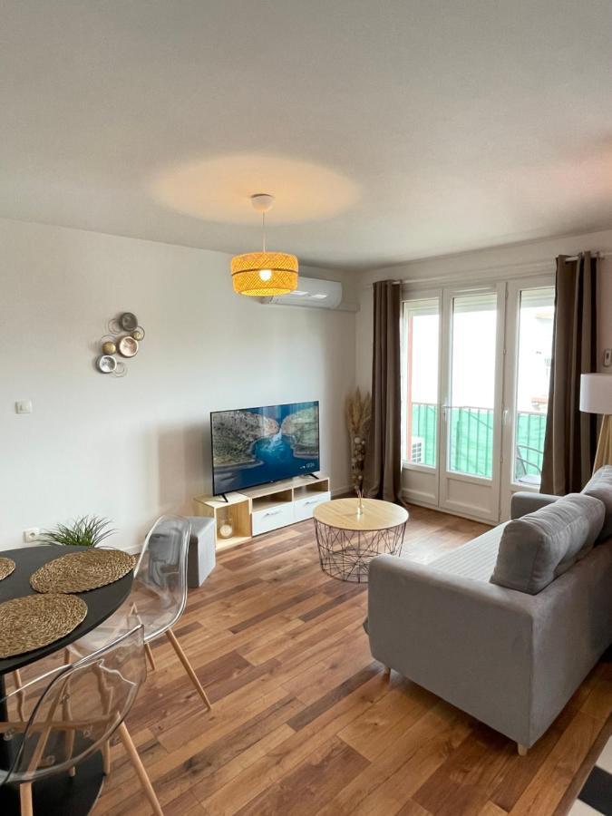 Bel Appartement Meyzieu Centre Proche Tramway Ngoại thất bức ảnh